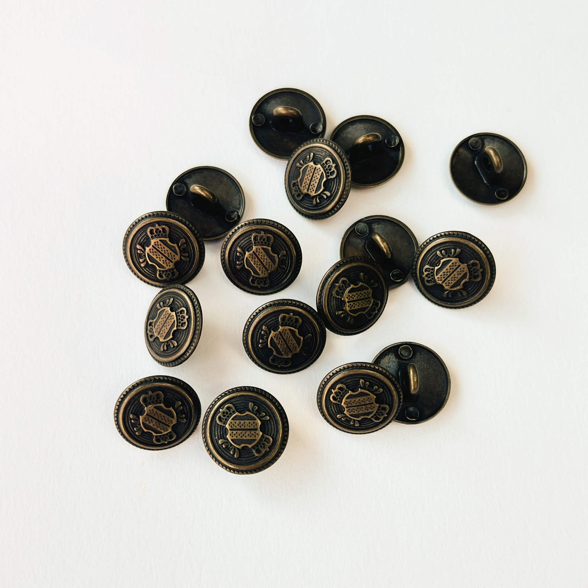 15mm Crested Military Shank Buttons in Antique bronze