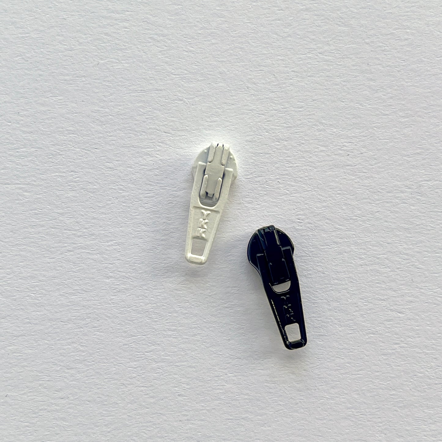 #3 Continuous Nylon Zip by YKK