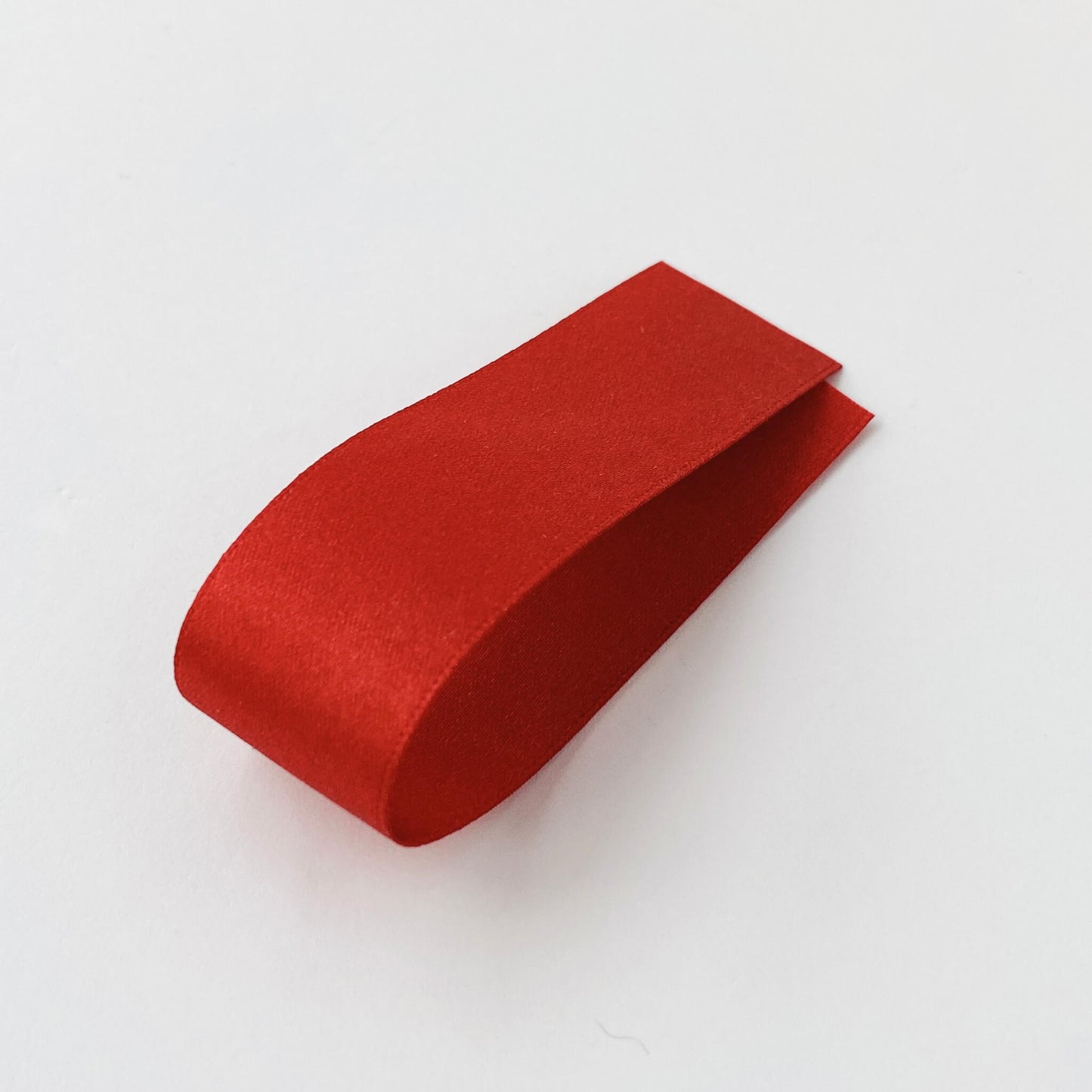 Russett red ribbon