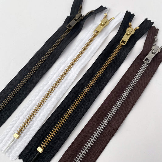 #5 Weight Closed End Zip by YKK - 20cm