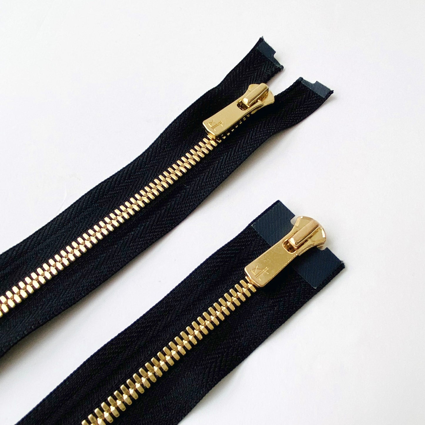 High quality highly polished zip