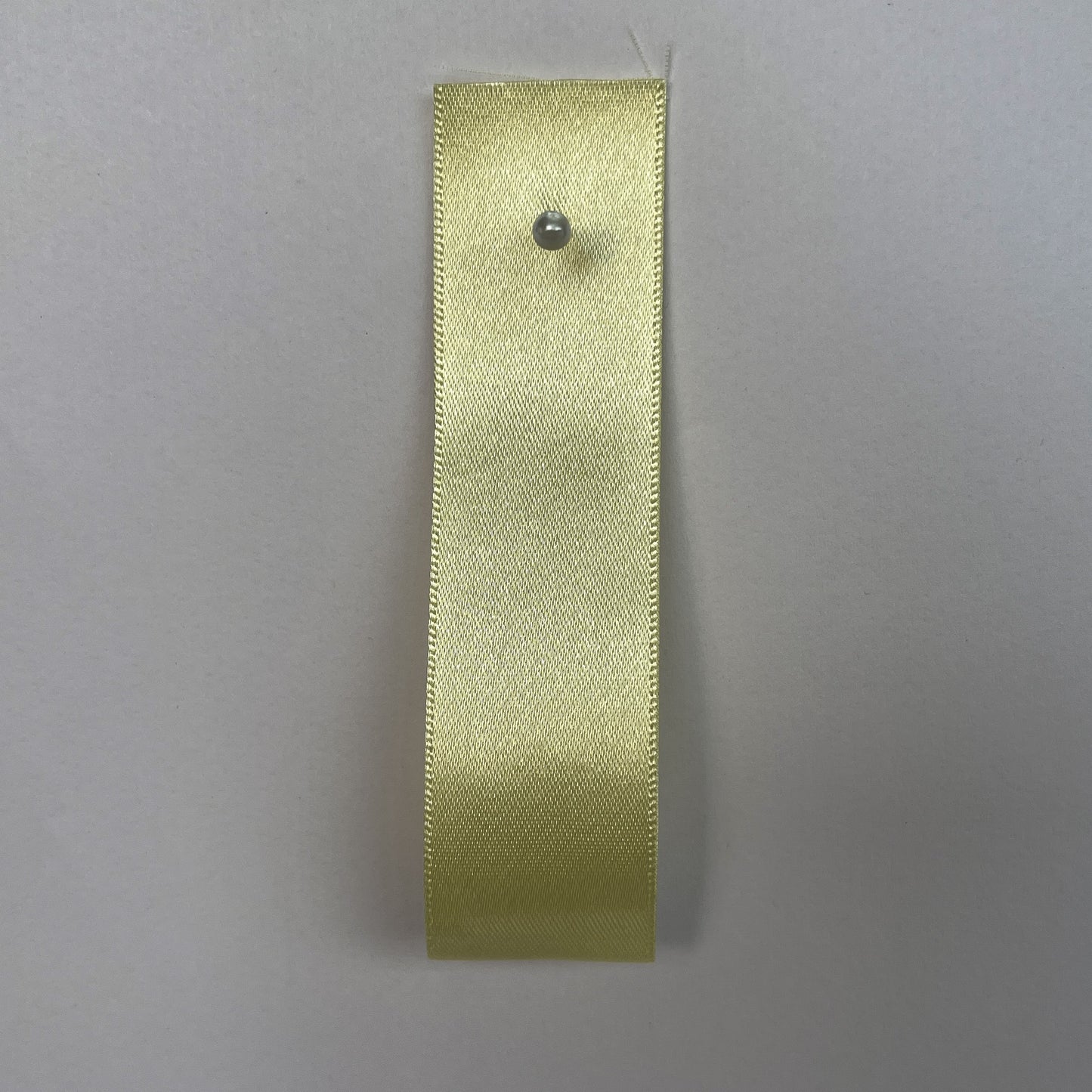 Ruban de satin bronze par Klein