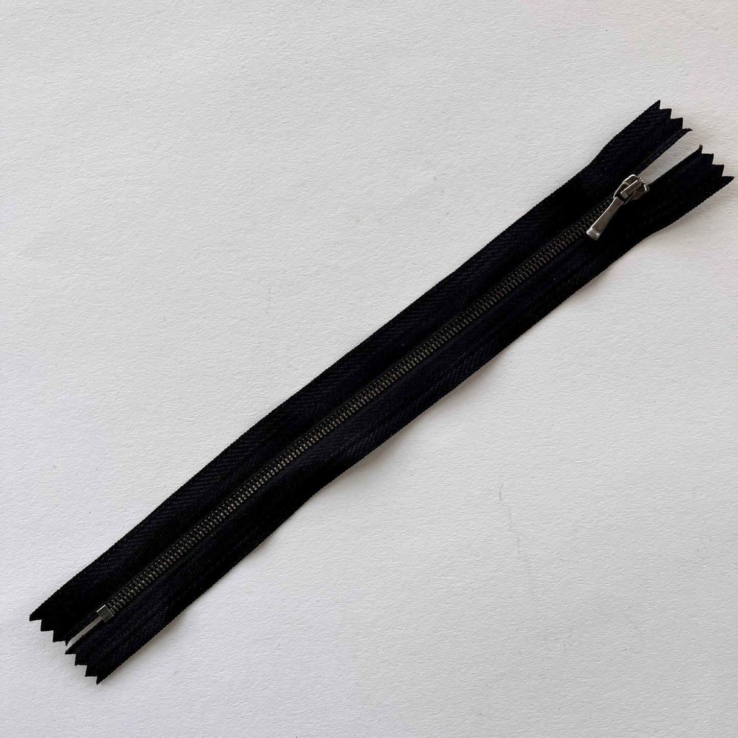 #1 Ultra Fine Closed End Metal Zip - 20cm - Kleins Haberdashery