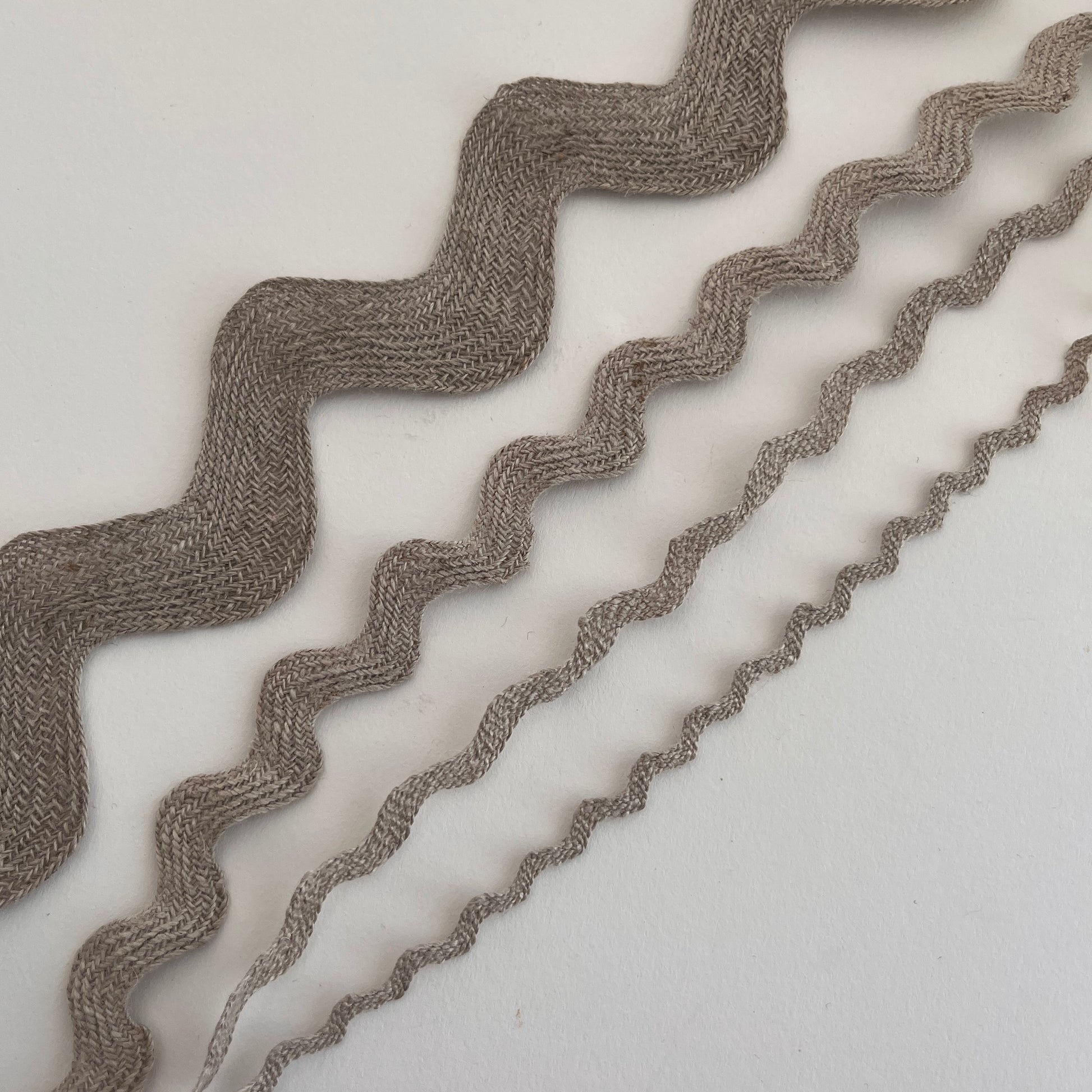 Linen ric rac, ric-rac- linen tape natural ricrac