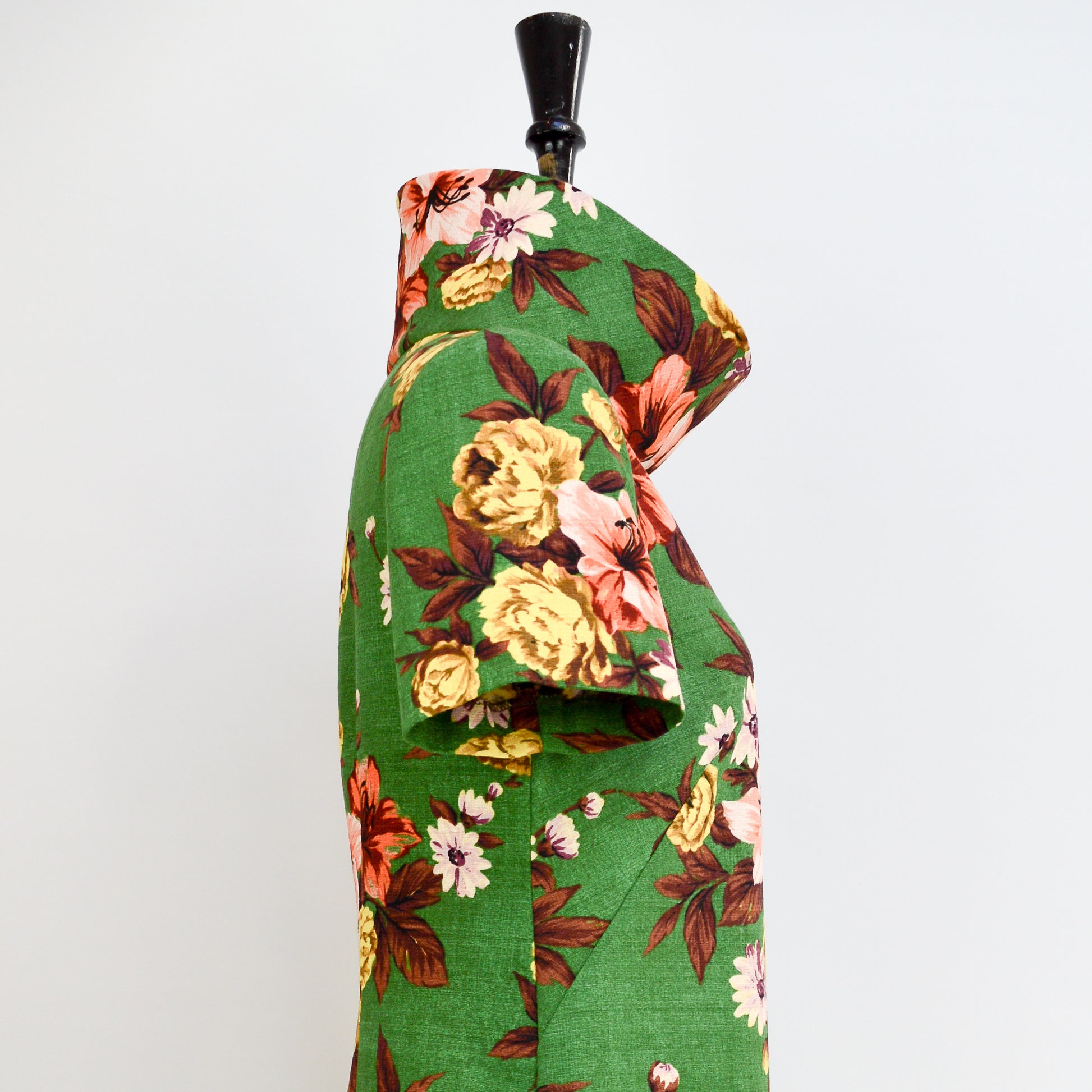 Green Barkcloth dress with vintage flower print The French Dart Shift Dress indie sewing pattern, contemporary and modern sewing patterns made in the UK With 3 sleeve options, she is so easy and versatile to wear, you will be reaching for her every day.