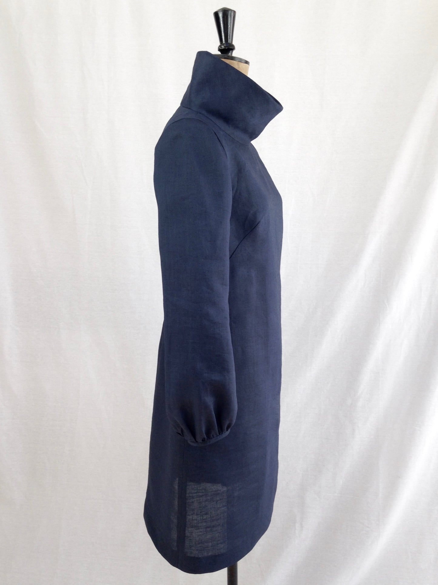 The French Dart Shift Dress indie sewing pattern, contemporary and modern sewing patterns made in the UK With 3 sleeve options, she is so easy and versatile to wear, you will be reaching for her every day. Shift dress with long Bishop sleeve in Navy Linen