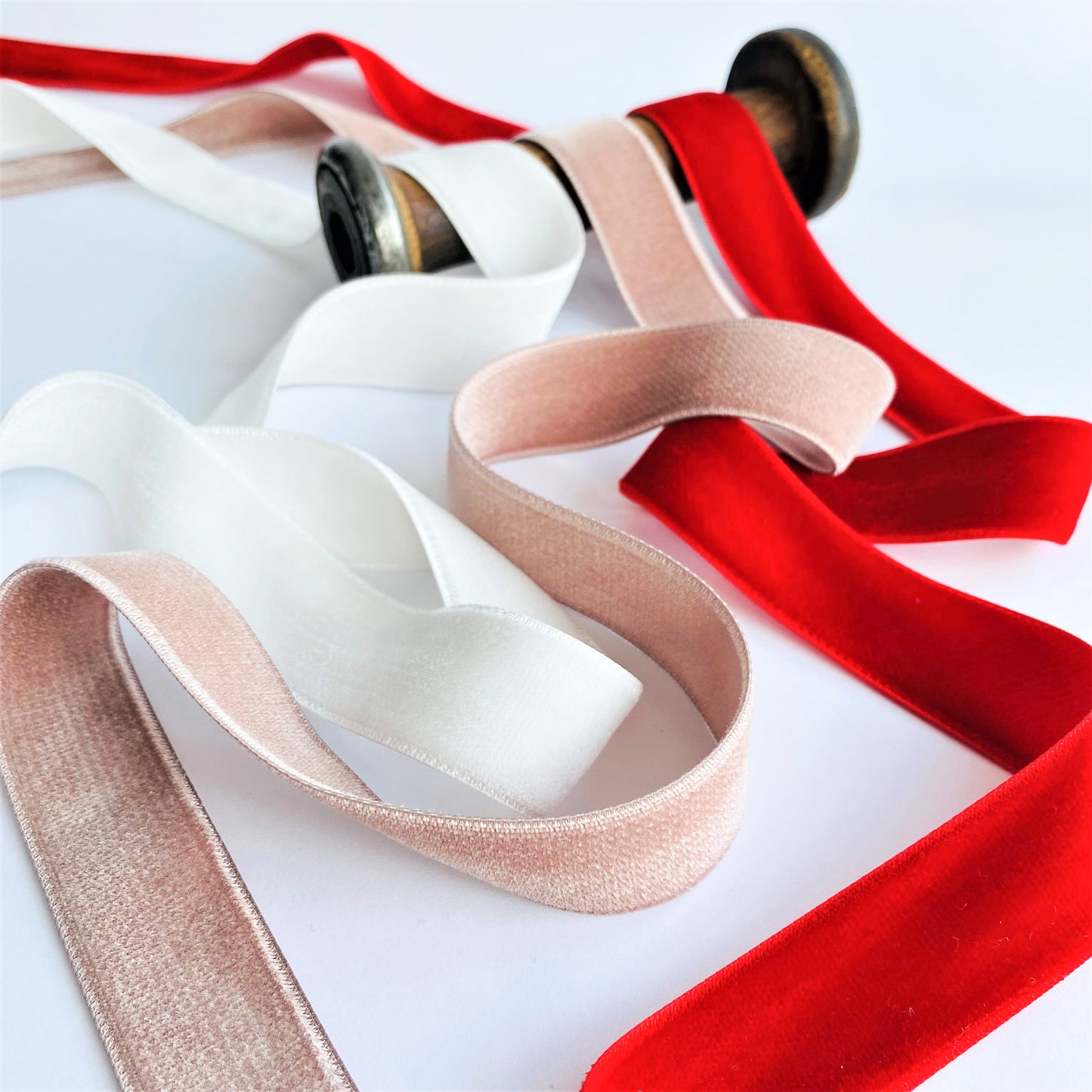 24mm Double Sided luxury Velveteen Ribbon by MOKUBA A beautifully soft and luxurious double sided velvet ribbon by Mokuba . vintage blush ribbon, red Christmas ribbon, white velvet bridal ribbon