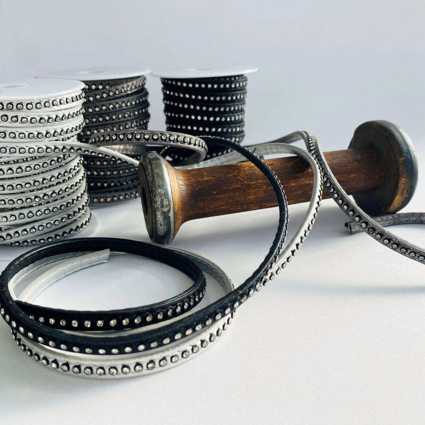 7mm Diamante Rhinestone Leatherette Trim