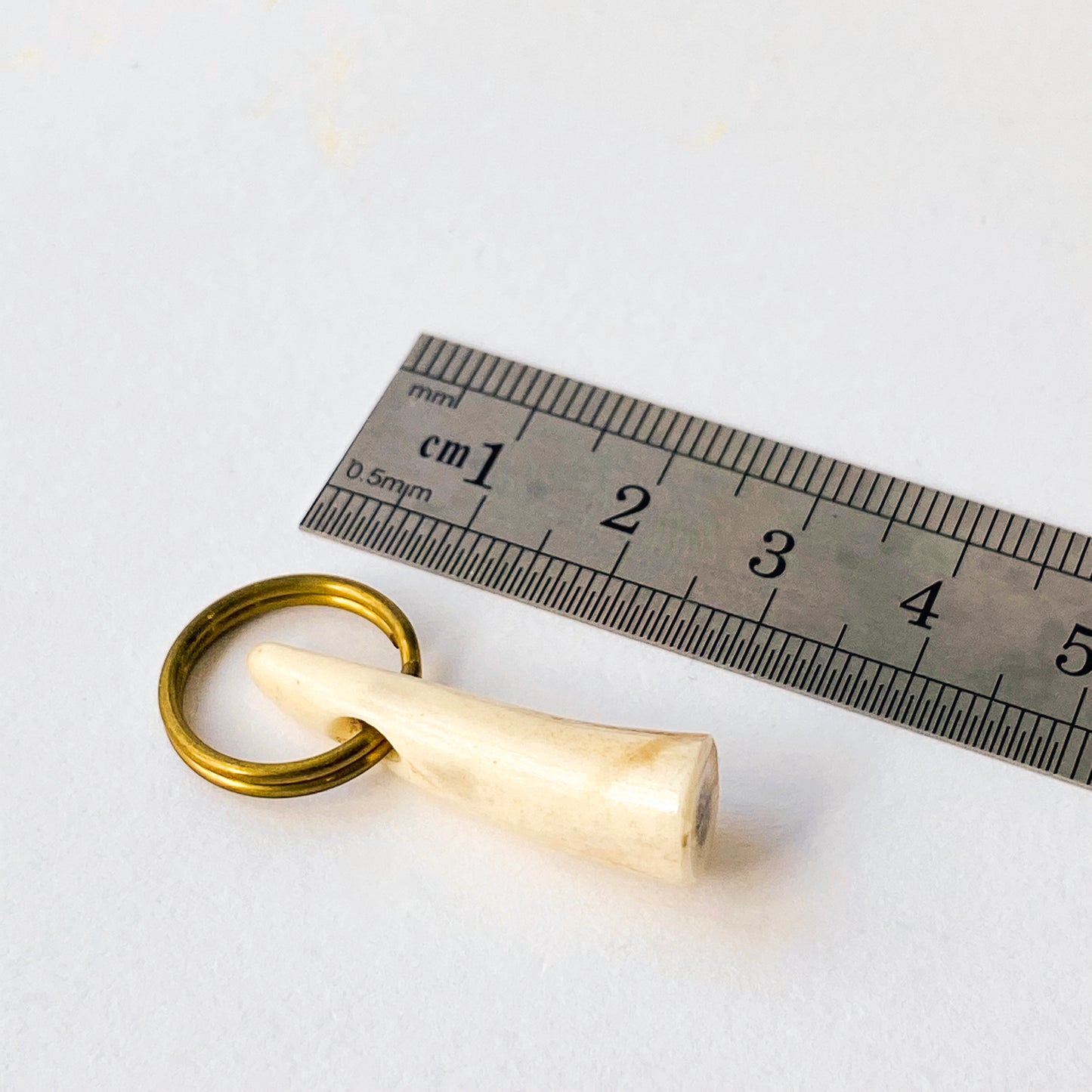 30mm Stag Horn Zip Puller