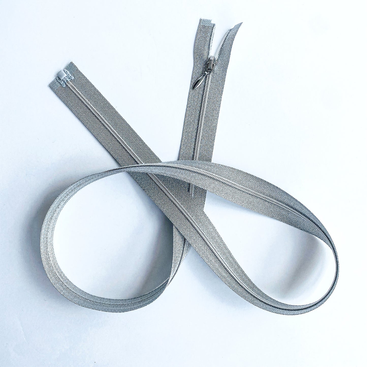 #3 Dress Weight Open End Metallic Silver Zip - 100cm