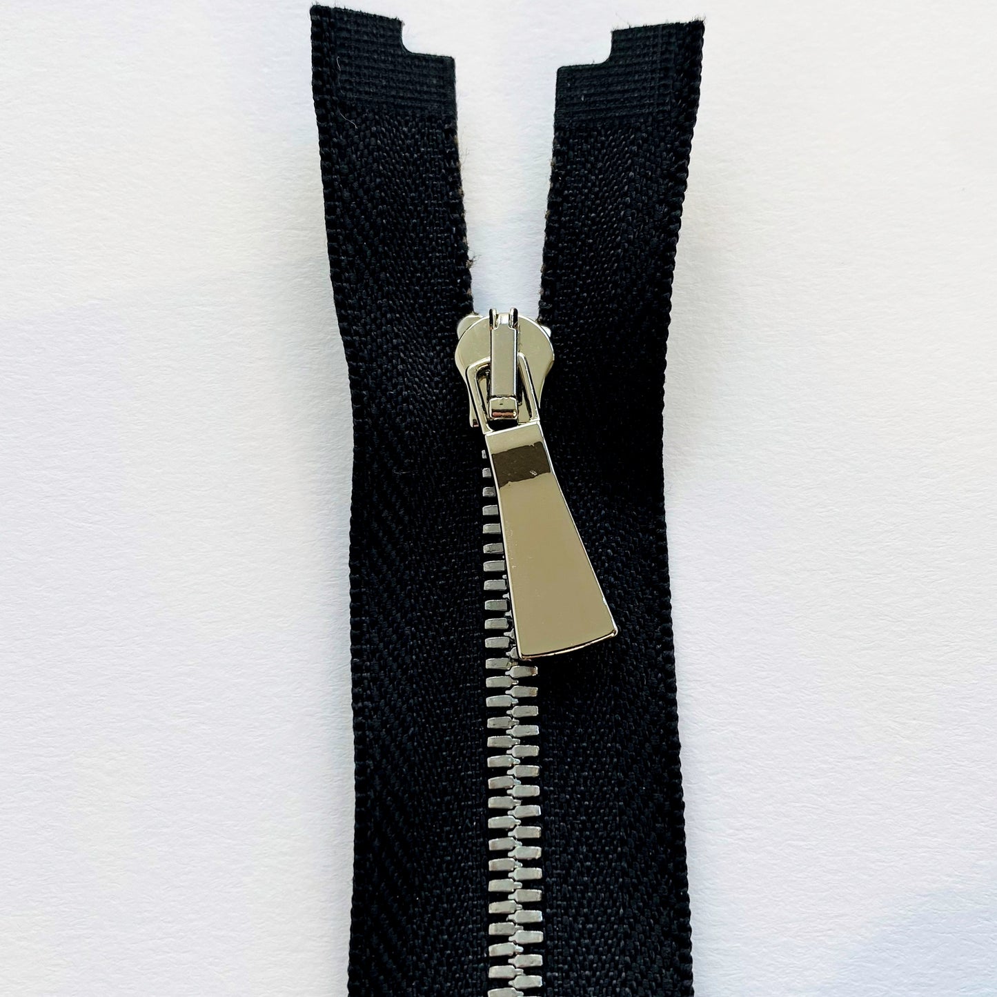 #3 Slim Profile Open End Zip - 90cm
