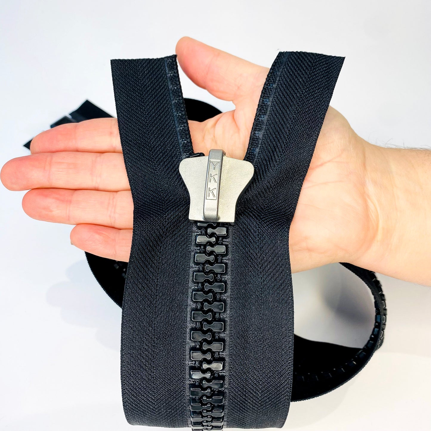 #20 Super Heavy Weight Open End VISLON® par YKK - 100 cm de longueur