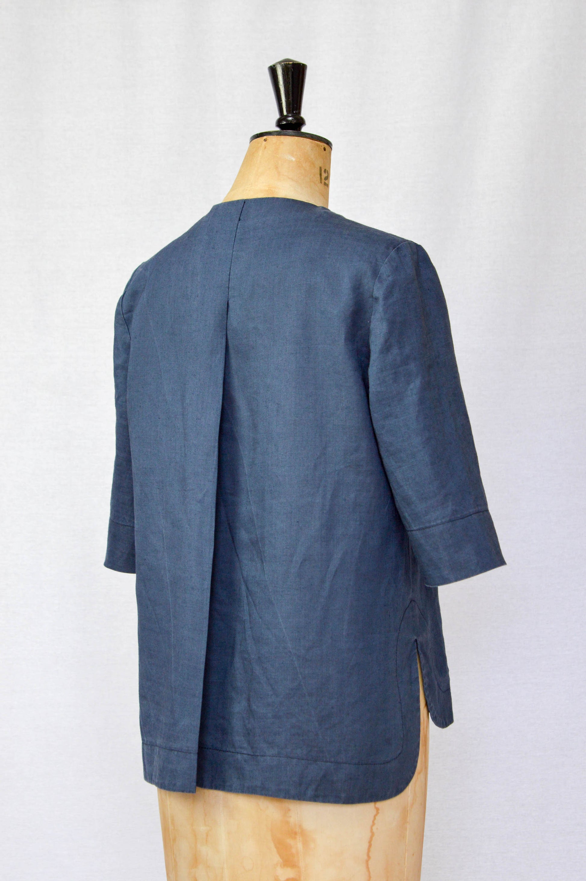 VERSION A | The Rochester Top is mid-hip length and great to wear with jeans. VERSION B | The Rochester Dress is knee length with a self-tie belt and in-seam pockets. Indie sewing patterns, contemporary and modern sewing patterns made in the UK.