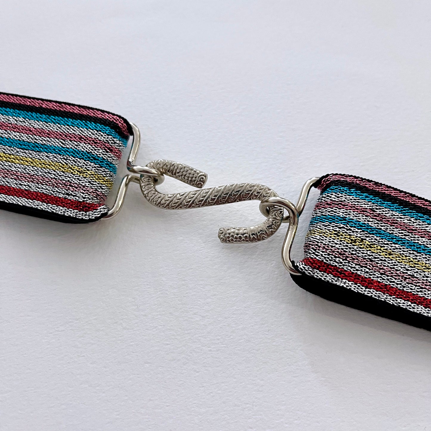S ‘snake’ belt buckle