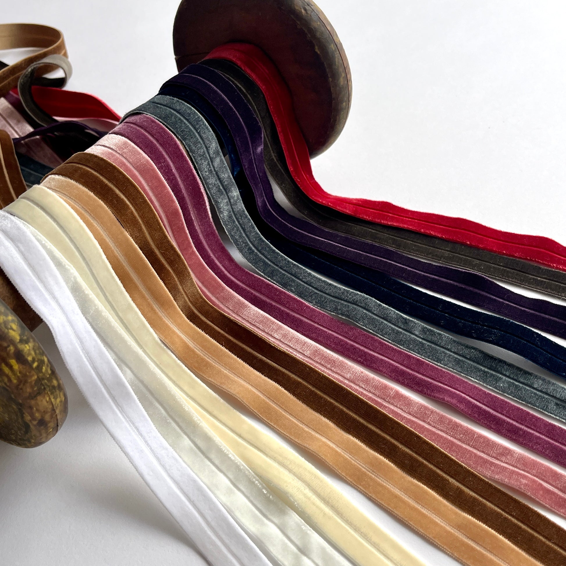 Stretch Velvet fold over elastic (FOE).  16mm wide with a centre fold. Use as a binding for stretch fabrics, for straps, lingerie and underwear making, headbands, hair ties, dancewear and active wear projects.