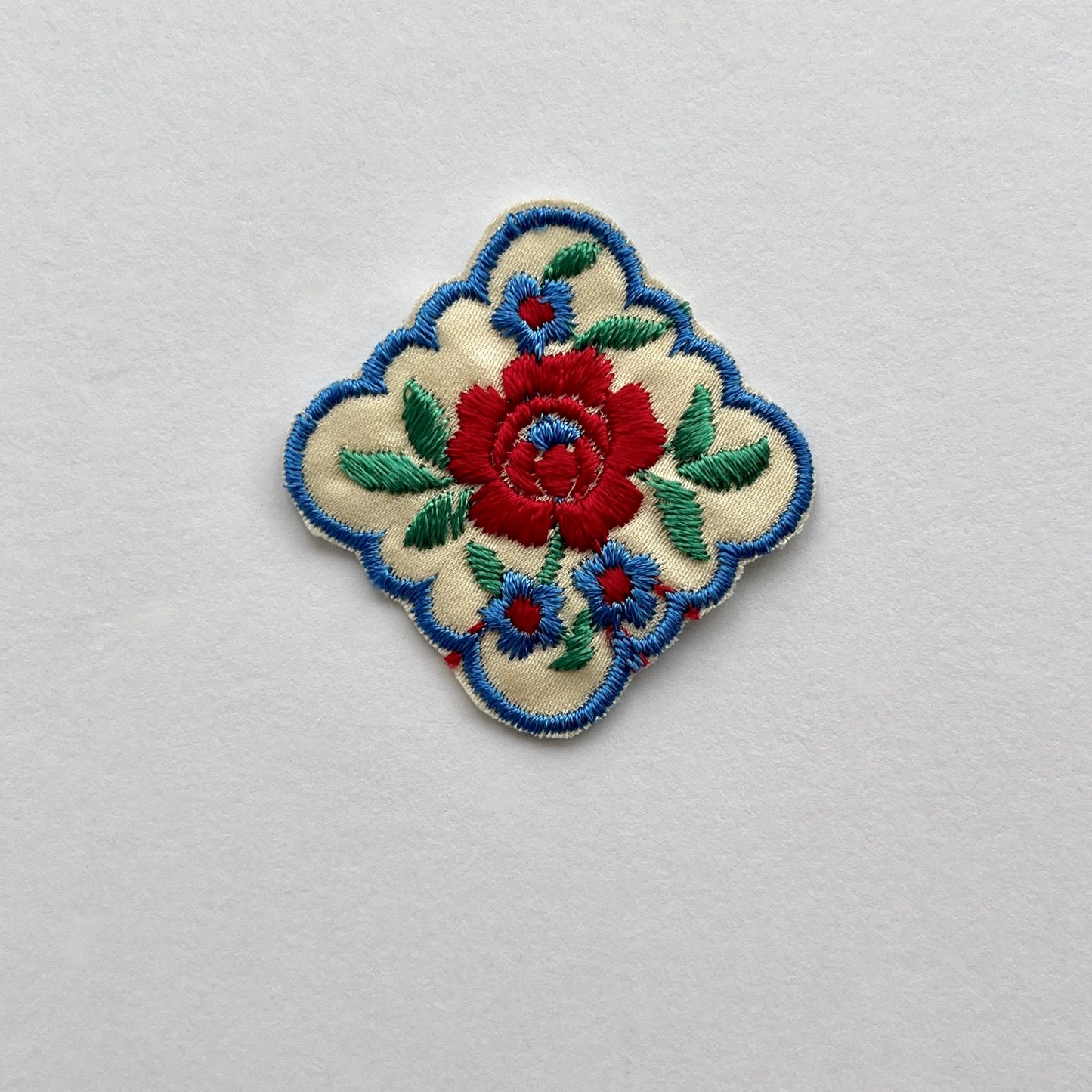 Vintage embroidered patch, 1980s, embroidered iron on embroidered patch appliqué badge