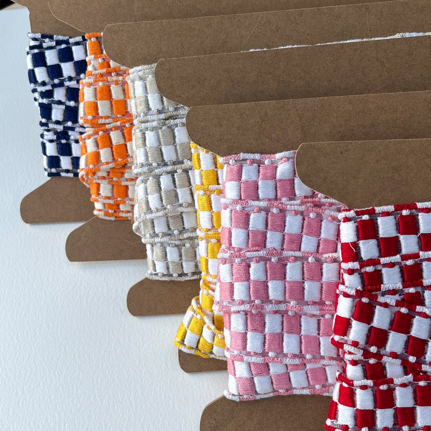 Checkerboard Guipure Lace Trim - 3.3cm wide. Vintage guipure lace trim with unusual geometric checkerboard design.