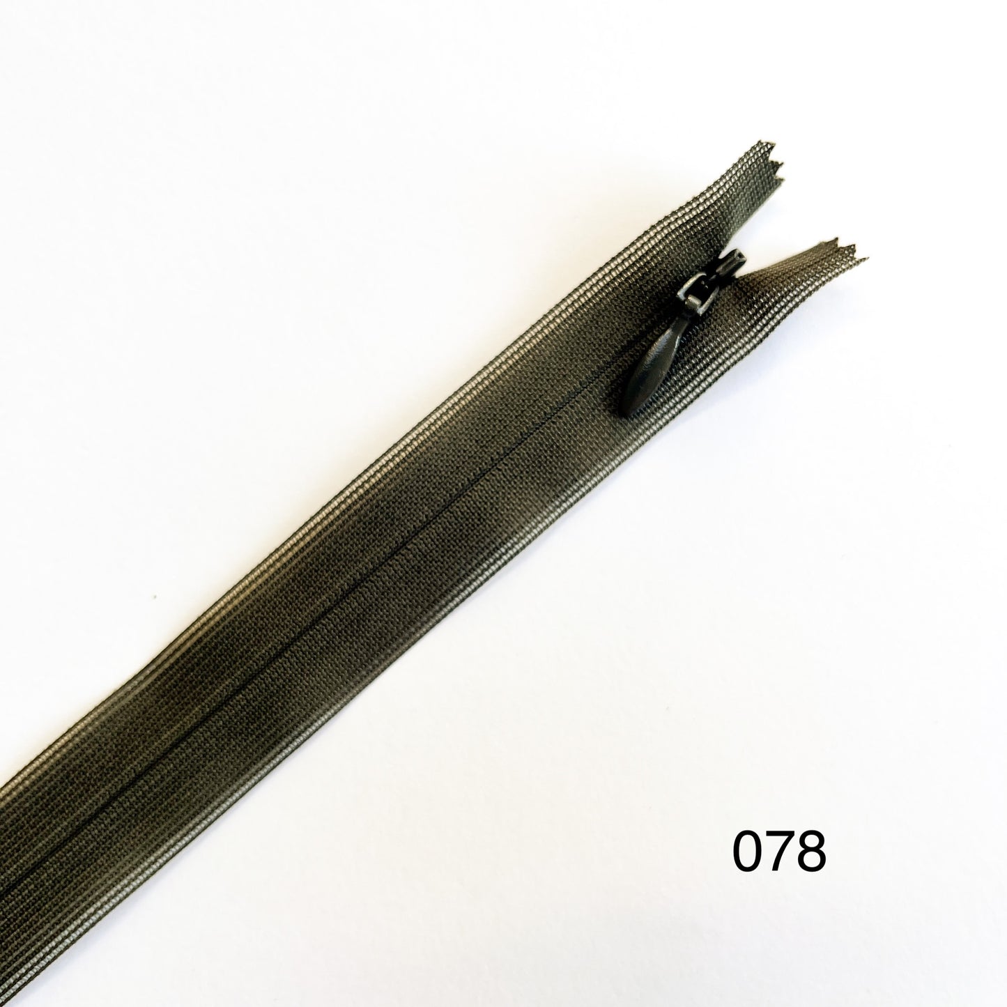 #2 Lightweight Invisible zip By YKK - Greens - 66cm (26") length - Kleins Haberdashery