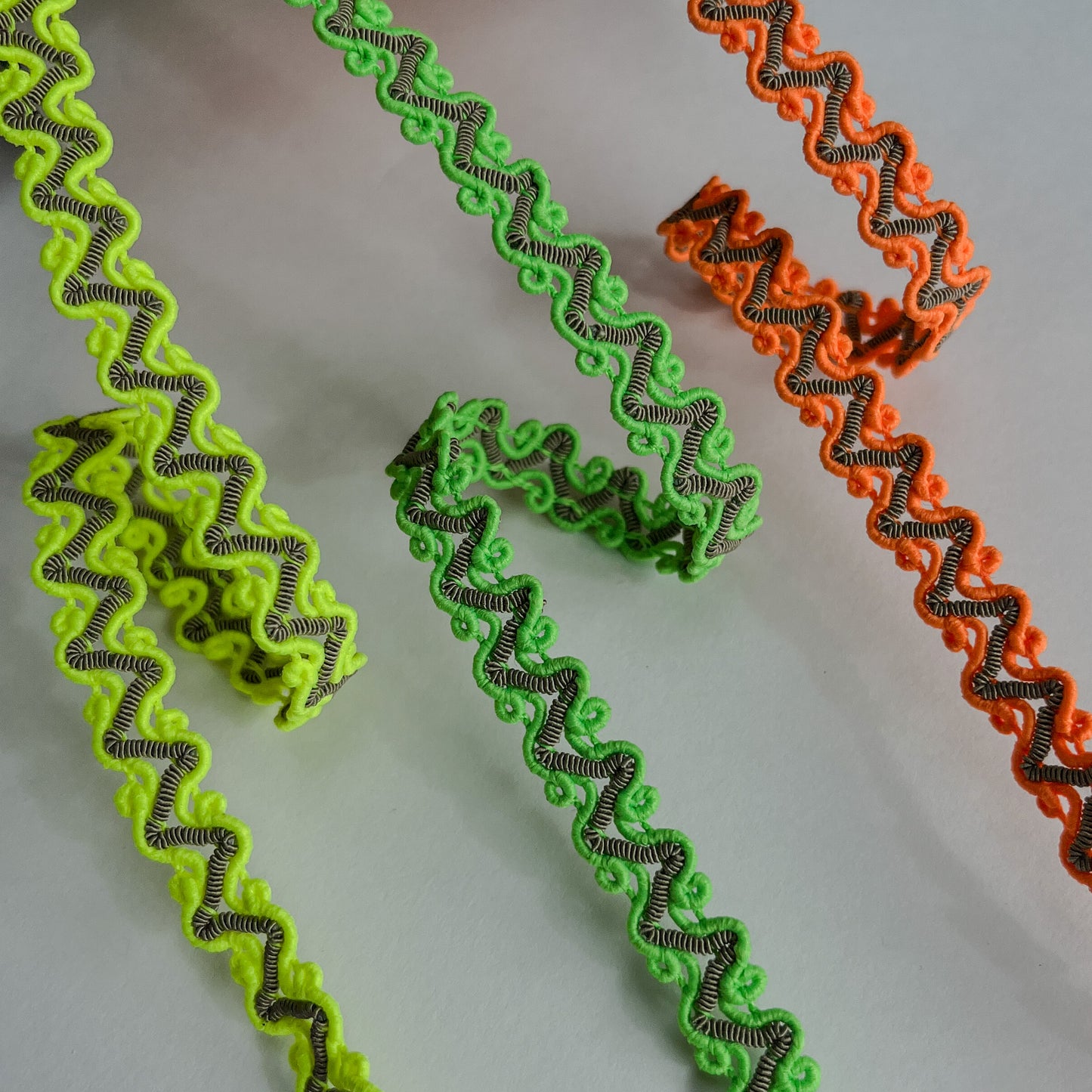 10mm Zig Zag Gimp Braid - Fluro Yellow