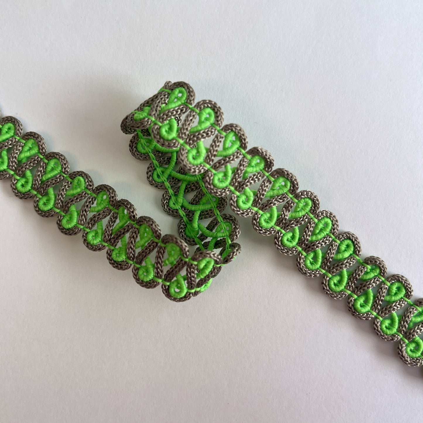 15mm 2-tone Swirl Gimp Braid - Fluro Green