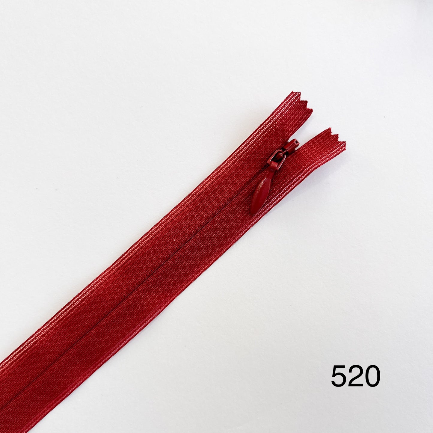 #2 Lightweight Invisible zip By YKK - Red & Pink shades - 66cm (26") length - Kleins Haberdashery