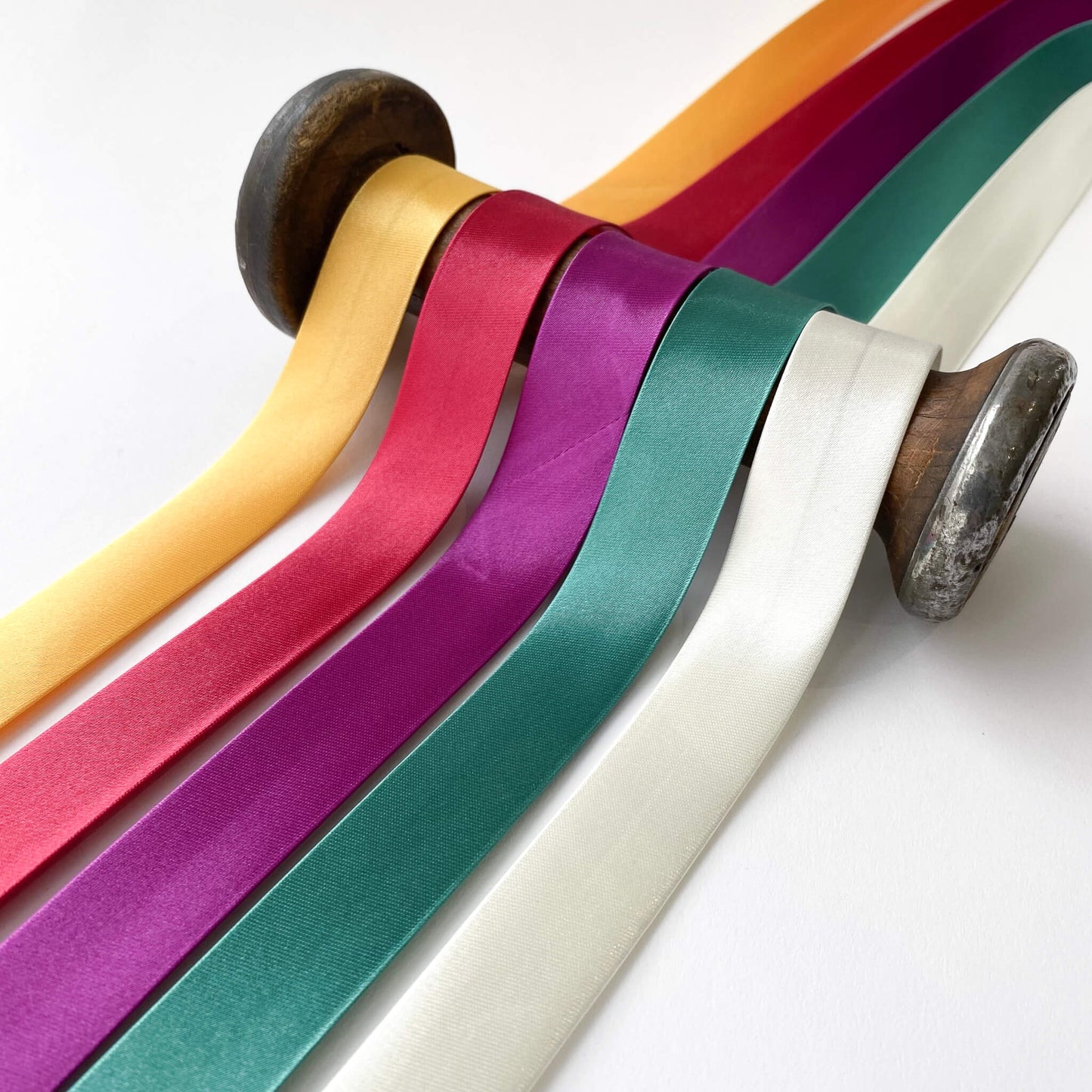 20mm Satin Bias Binding By Klein