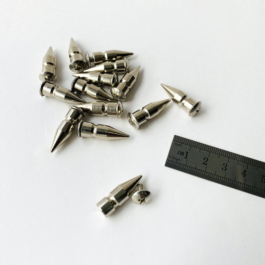 Goujons métalliques pointus de 25 mm