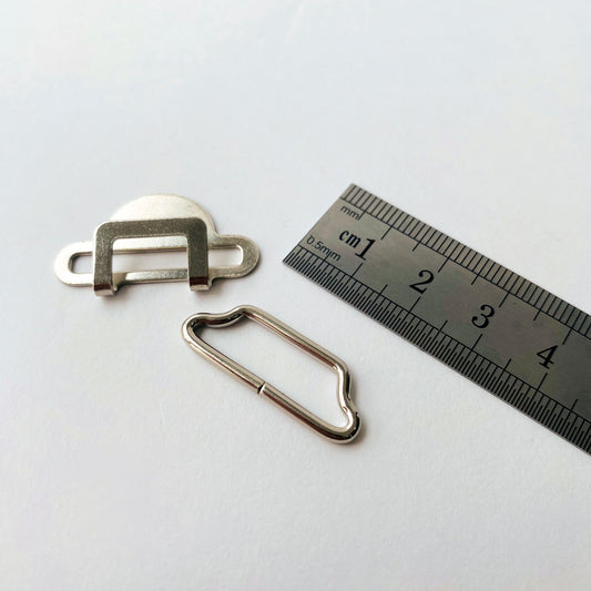 Traditional 25mm Cummerbund Hook and Loop - set of 5
