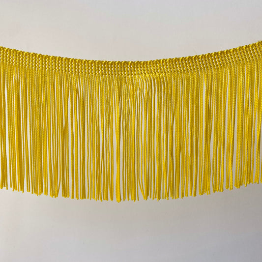 Frange coupée en rayonne douce et soyeuse jaune de 10 cm