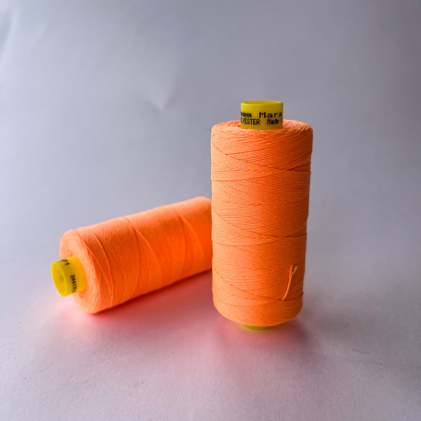 Gutermann Mara #30 Top-Stitch Sewing Thread 300m Spool - Fluro Orange