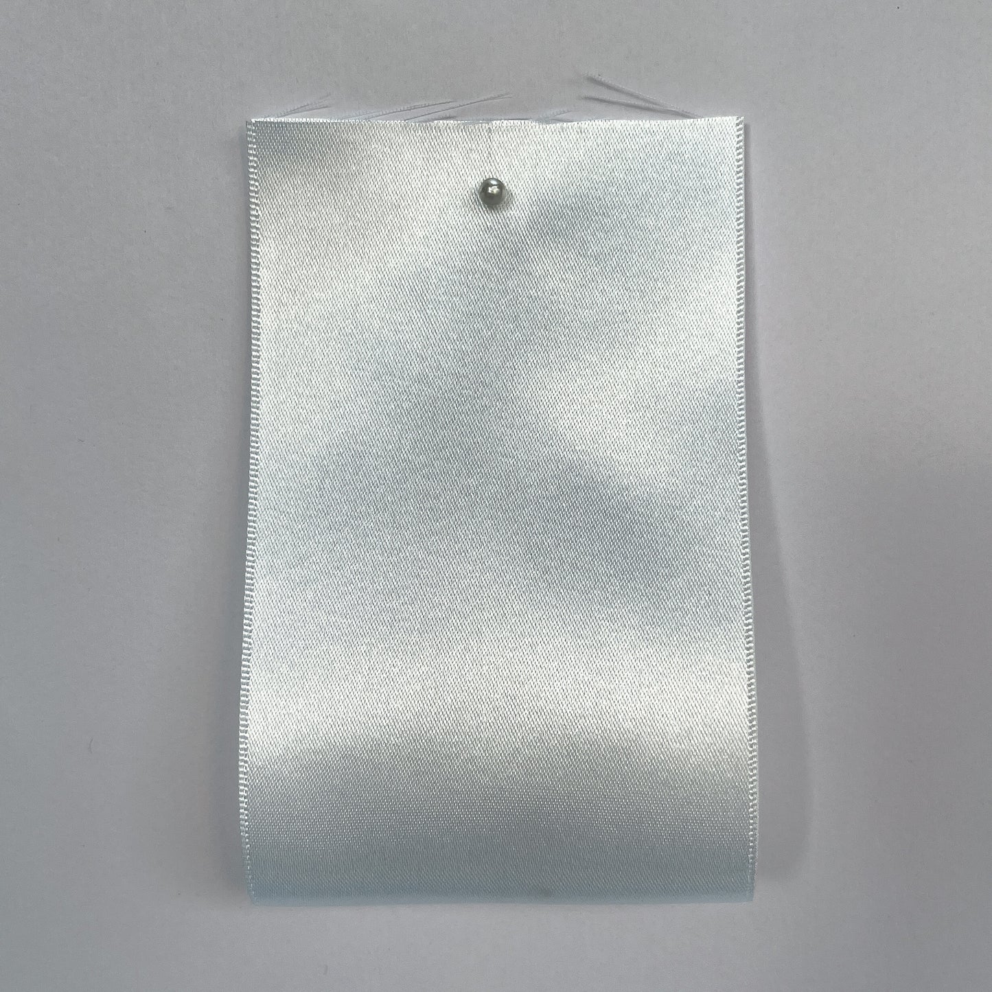 Cinta de raso bronce de Klein