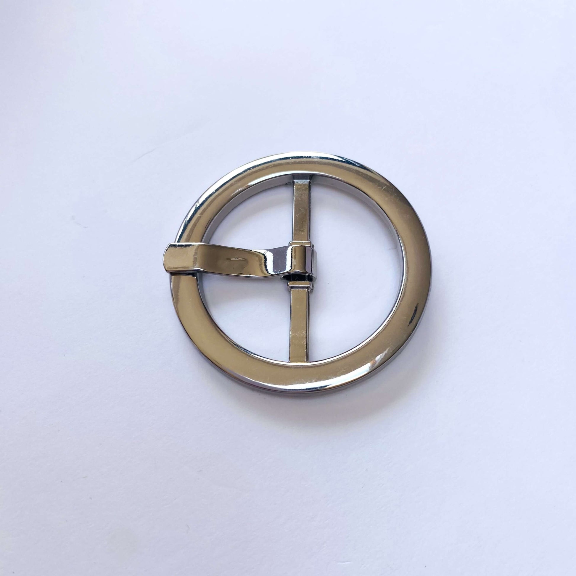 Silver Round Prong Buckle - 40mm