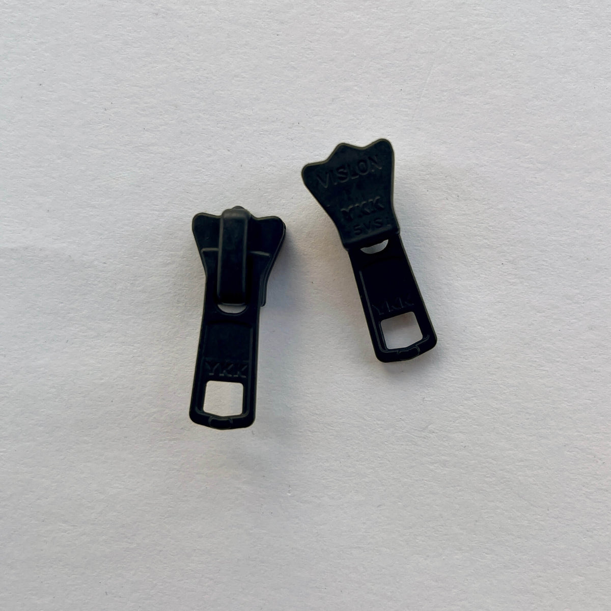 YKK #5 Metal Vision Pullers for Continuous Black Vislon Zip Chain 