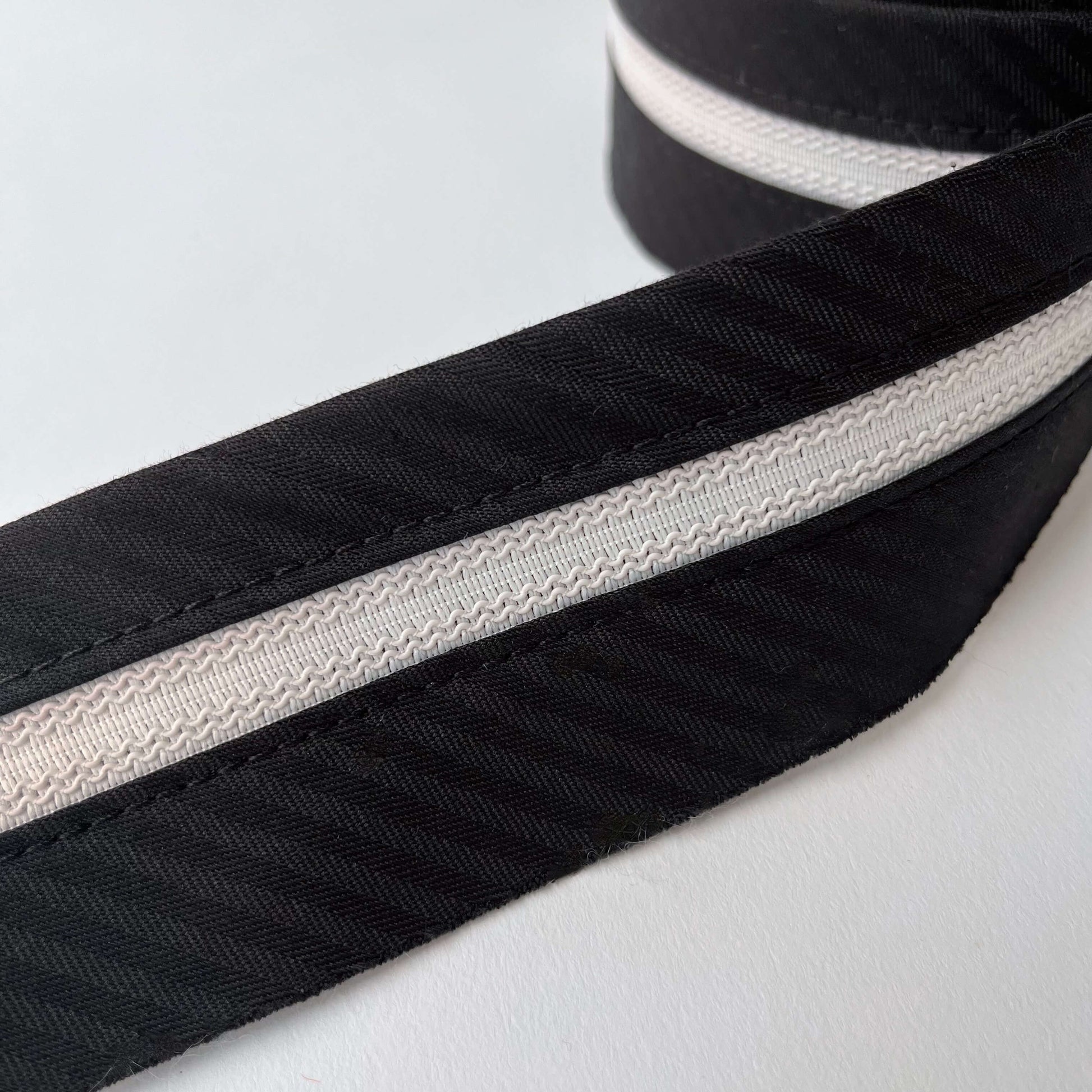 rubberised waistband lining in black  for mens trousers, tailoring supply