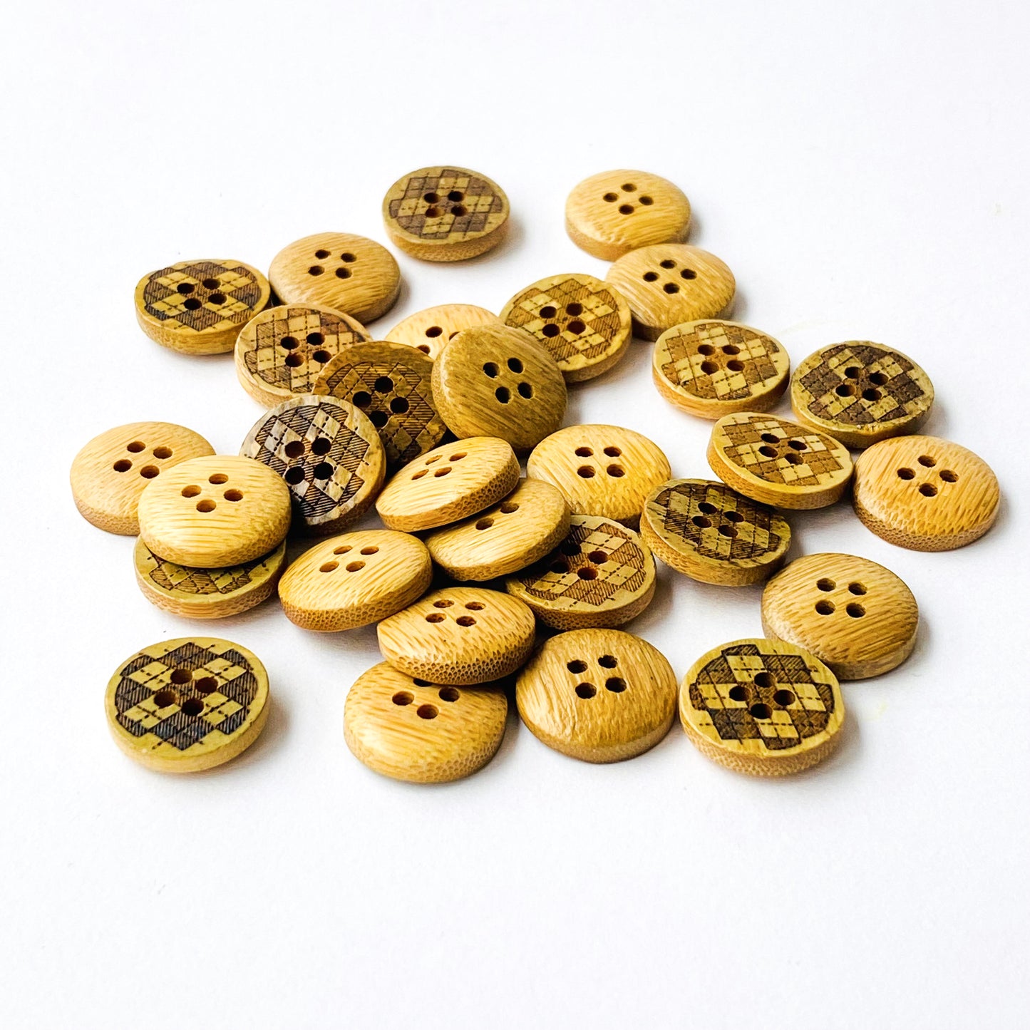 15mm Wooden Argyle Engraved Buttons