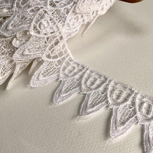 'Hapsburg' Scalloped guipure bridal lace trim