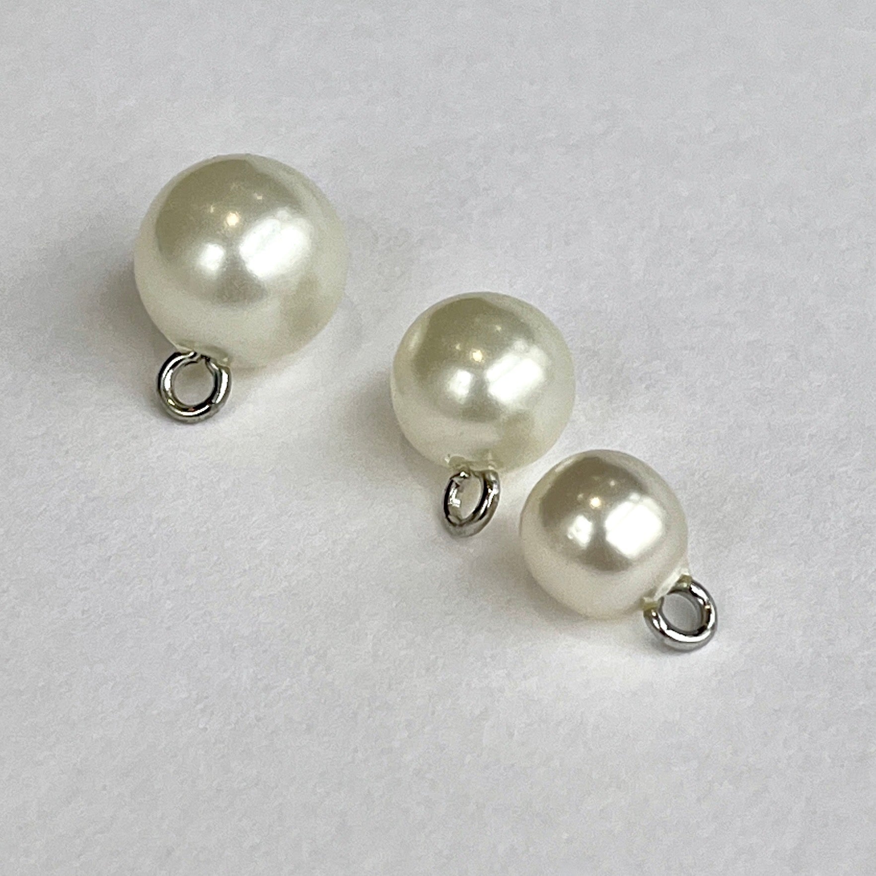 ivory pearl buttons for wedding dress White Long Satin Wedding Dress Buttons On Back