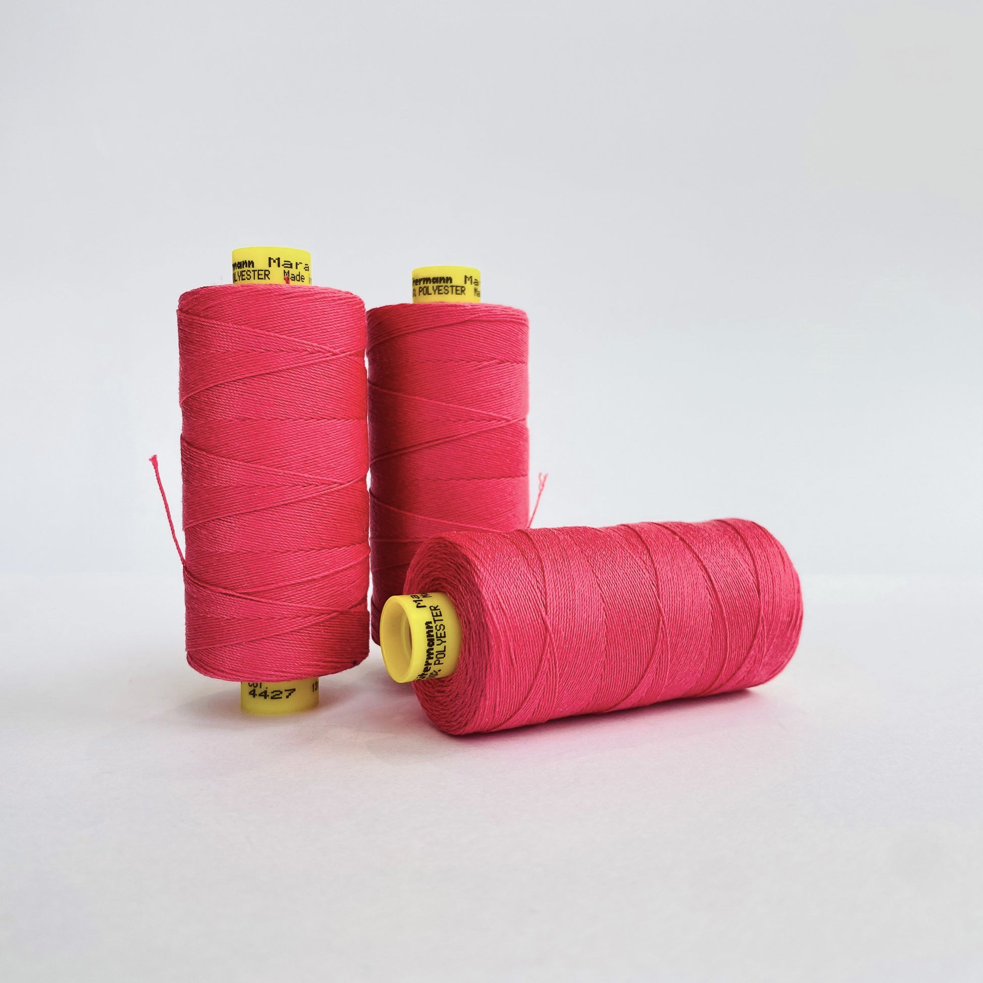 Gutermann Mara #30 Top-Stitch Sewing Thread 300m Spools Dusky Pink 4427 - Kleins Haberdashery