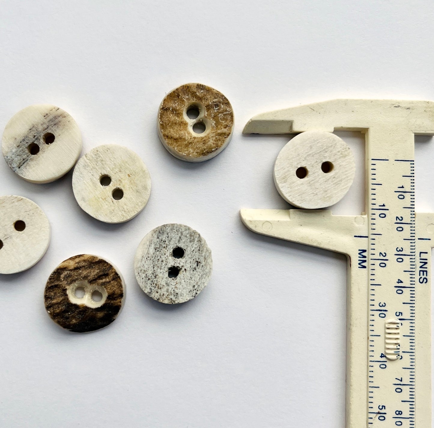 Small Horn buttons - Stag Antler - Kleins Haberdashery